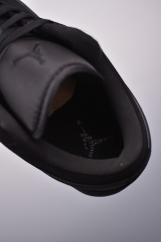 Air Jordan 1 Low 'Black' view 9