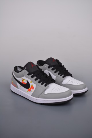 Air Jordan 1 Low view 1