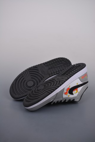 Air Jordan 1 Low view 3