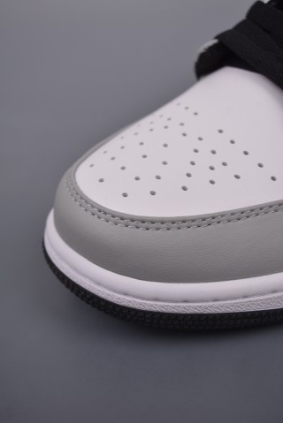 Air Jordan 1 Low view 15