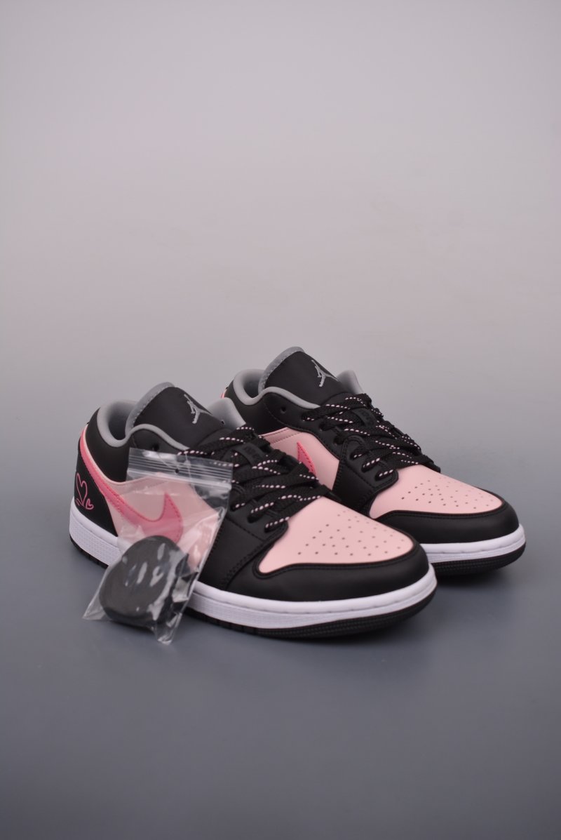 Air Jordan 1 Low 'Black / Pink'
