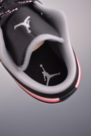 Air Jordan 1 Low 'Black / Pink' view 9