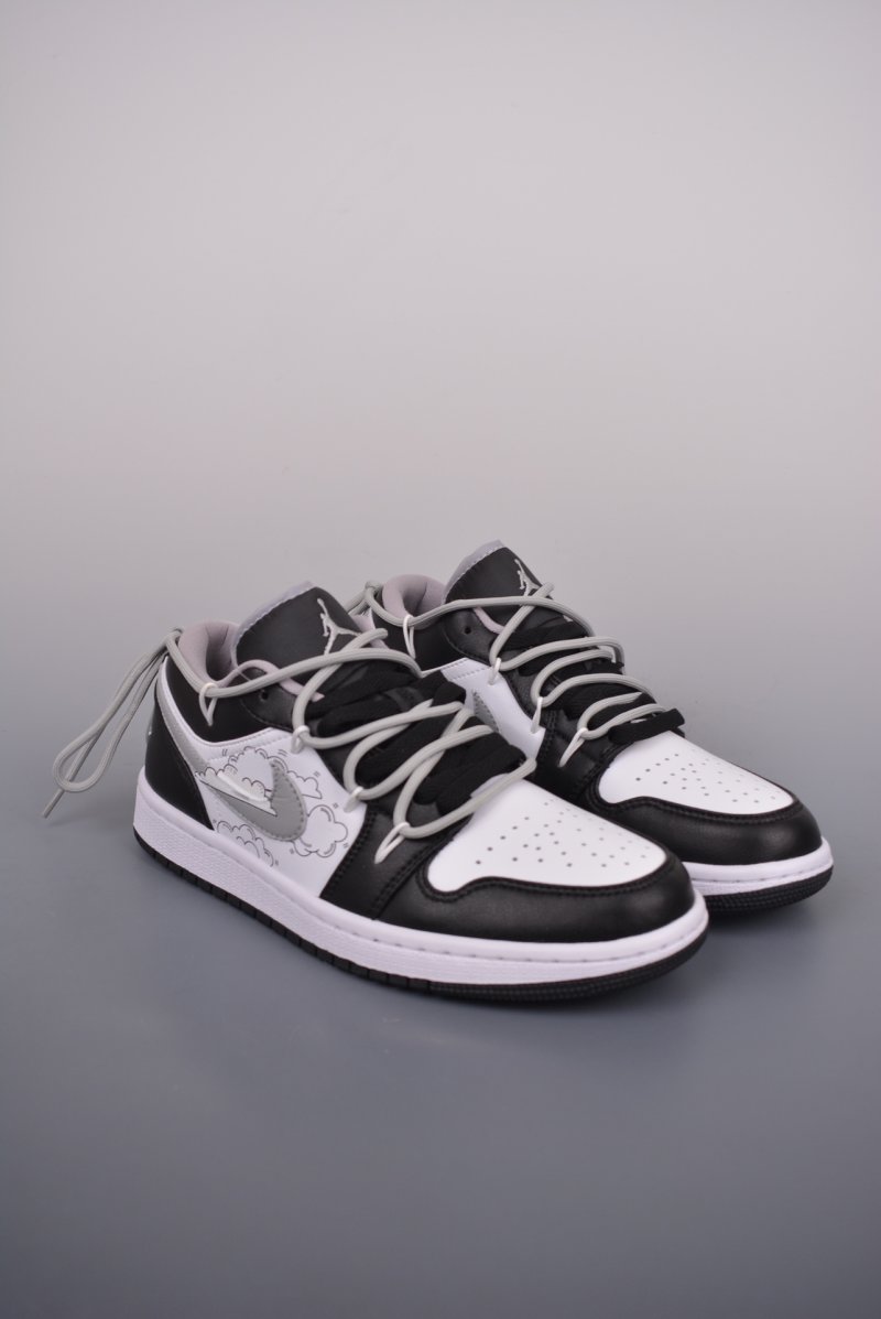 Air Jordan 1 Low