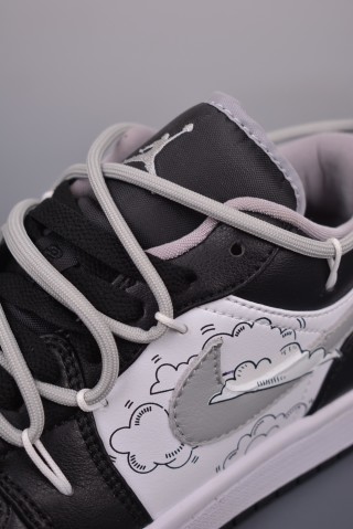Air Jordan 1 Low view 7