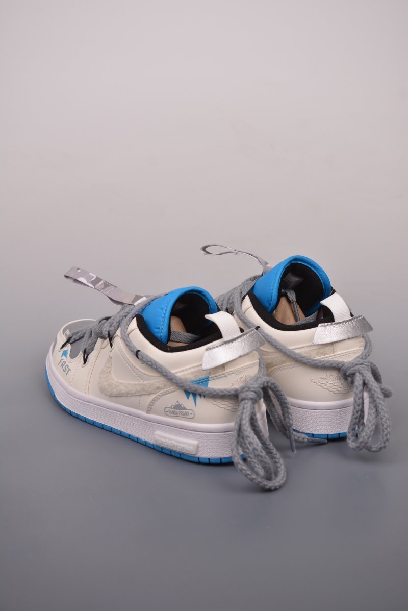 Air Jordan 1 Low view