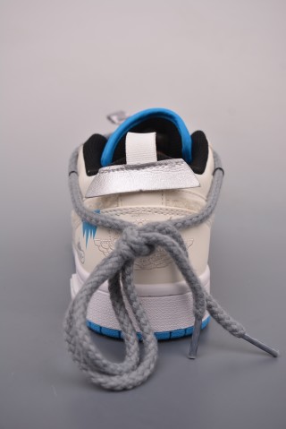 Air Jordan 1 Low view 4