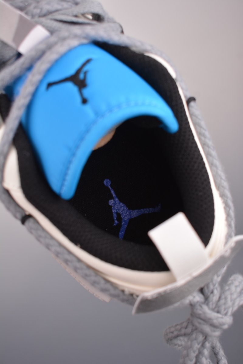 Air Jordan 1 Low view
