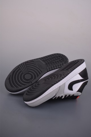 Air Jordan 1 Low 'Black / White / Grey' view 3