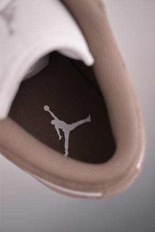 Air Jordan 1 Low 'Olive Grey' view 9