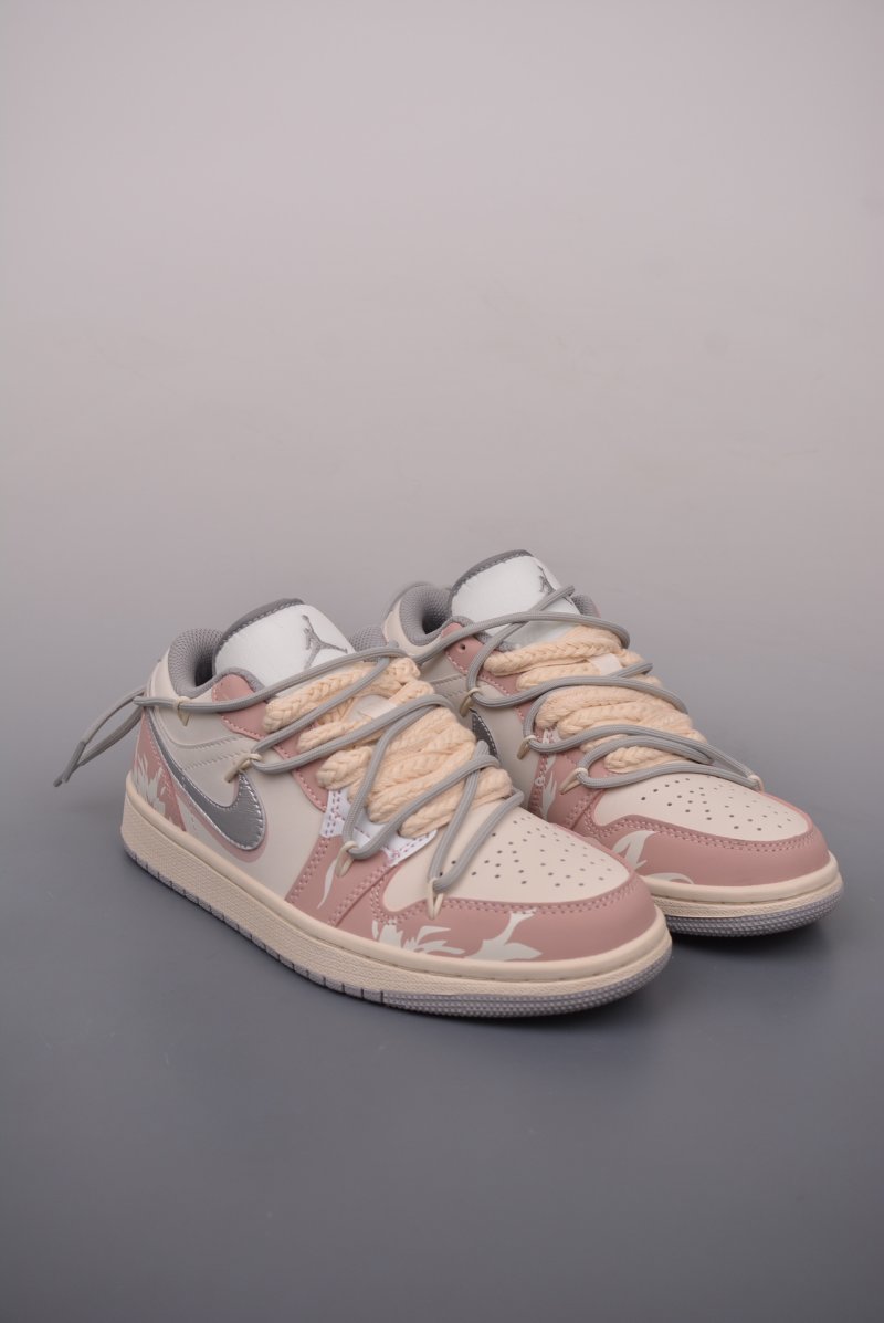 Air Jordan 1 Low