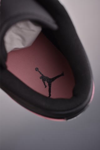 Air Jordan 1 Low 'White / Black / Pink' view 9