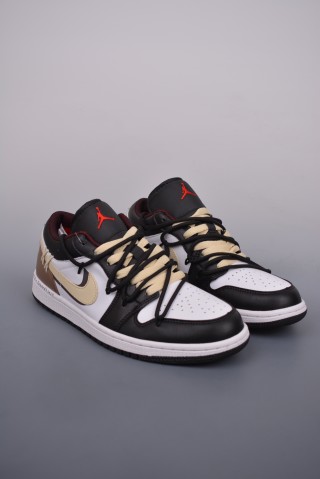 Air Jordan 1 Low view 1