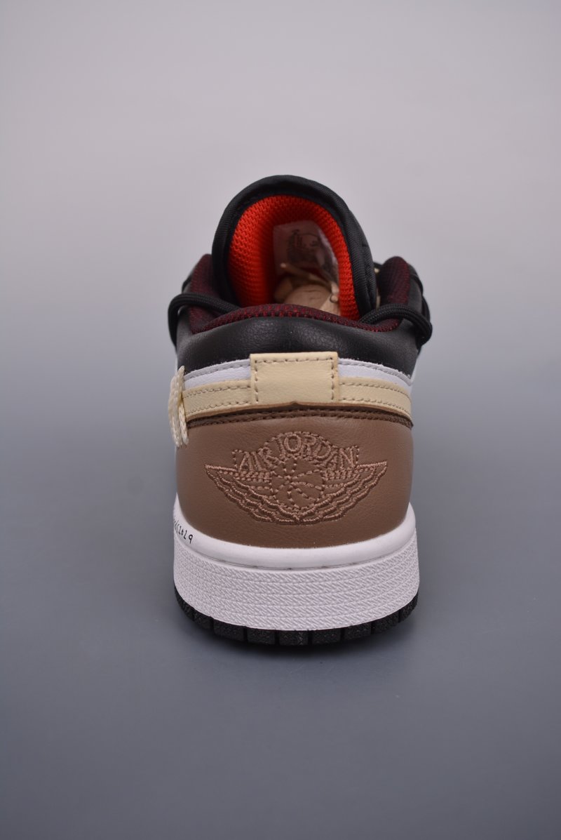 Air Jordan 1 Low view