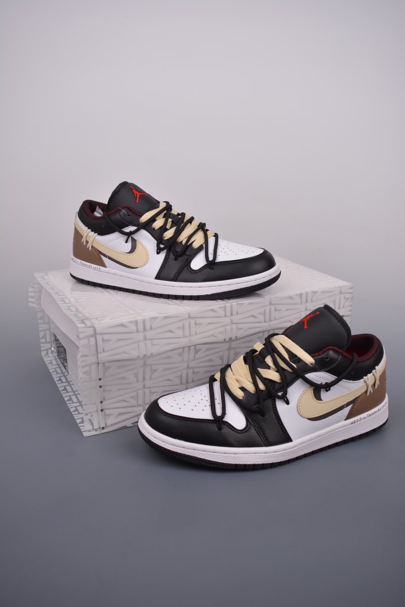 Air Jordan 1 Low view