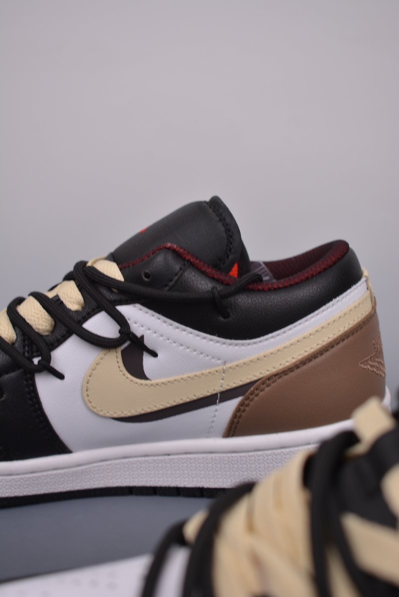 Air Jordan 1 Low view
