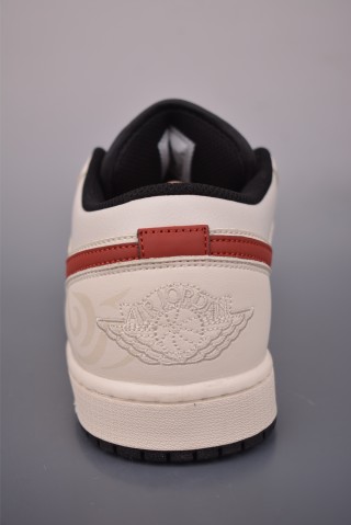 Air Jordan 1 Low 'White / Red' view 4