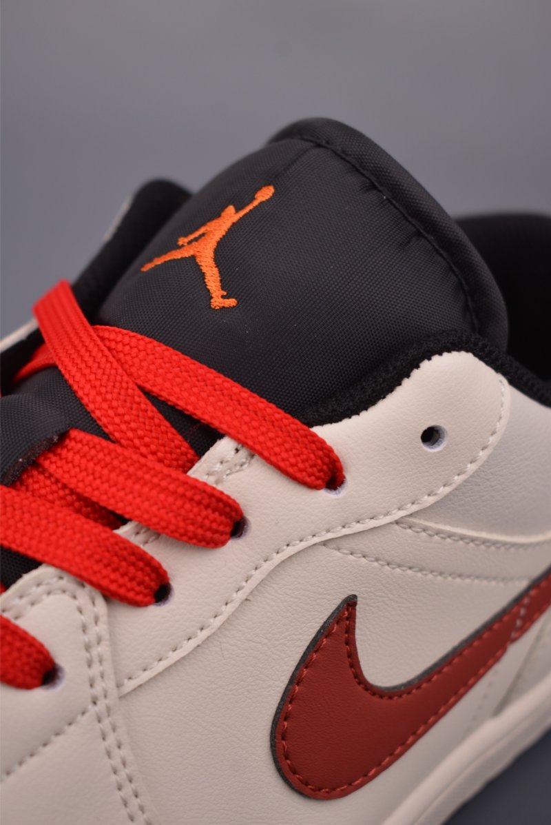 Air Jordan 1 Low 'White / Red' view