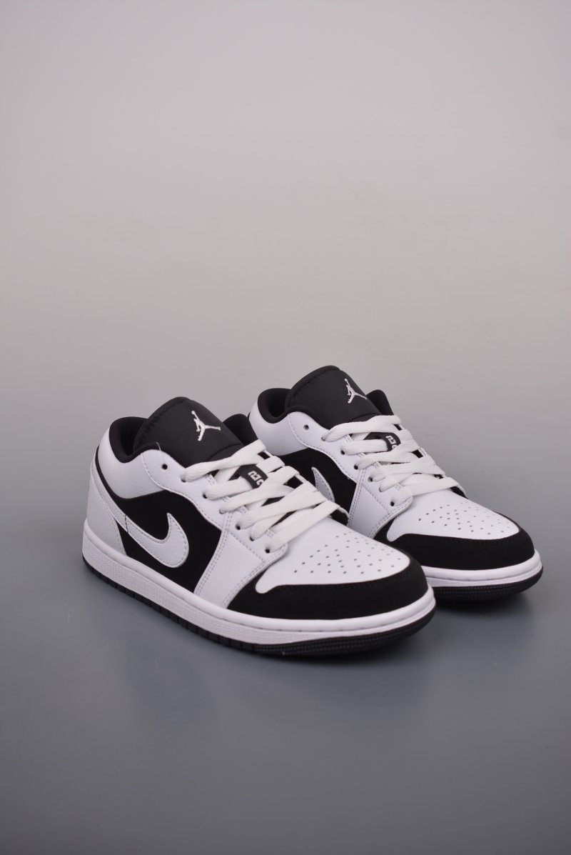 Air Jordan 1 Low 'Black / White'