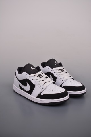 Air Jordan 1 Low 'Black / White' view 1