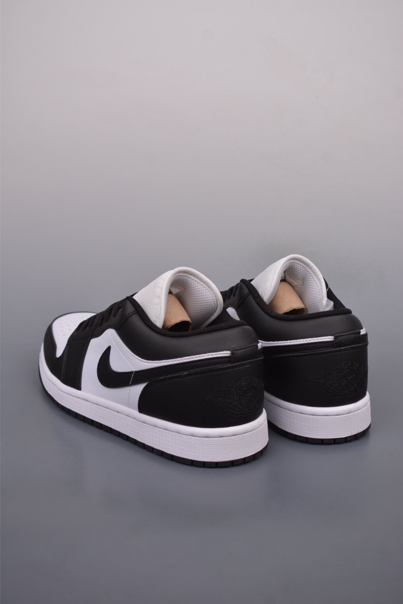 Air Jordan 1 Low 'Panda' view
