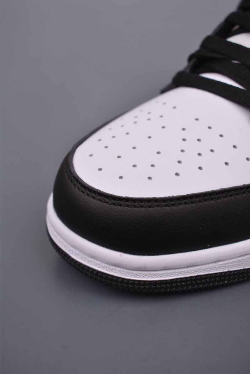 Air Jordan 1 Low 'Panda' view