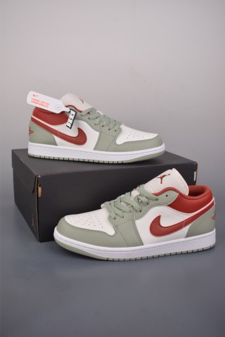 Air Jordan 1 Low 'White / Red / Green' view 5