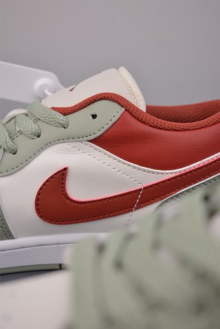 Air Jordan 1 Low 'White / Red / Green' view 8