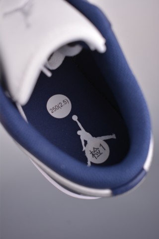 Air Jordan 1 Low 'White / Blue' view 9