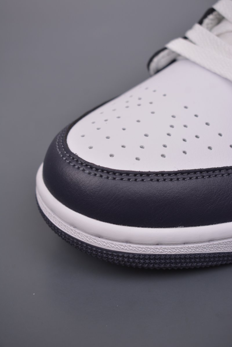 Air Jordan 1 Low 'White / Purple' view