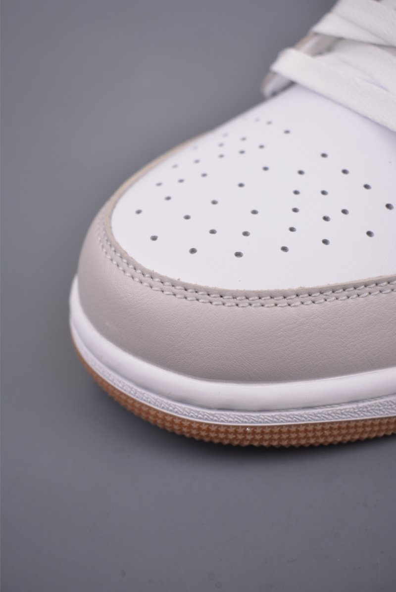 Air Jordan 1 Low 'White / Blue' view