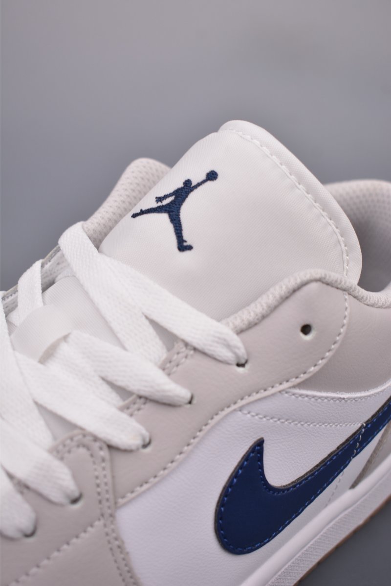 Air Jordan 1 Low 'White / Blue' view