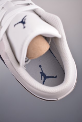 Air Jordan 1 Low 'White / Blue' view 9
