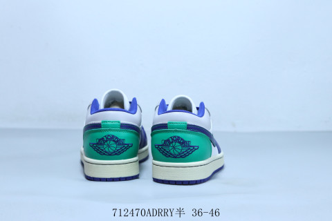Air Jordan 1 Low view 3