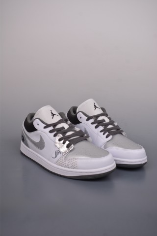 Air Jordan 1 Low 'Year Of The Snake' view 1