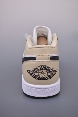 Air Jordan 1 Low 'Black / White / Yellow' view 4