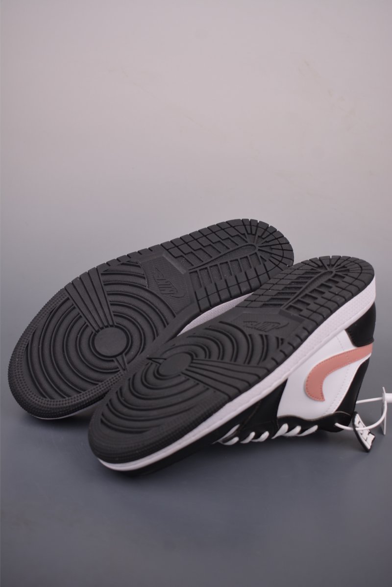 Air Jordan 1 Low 'Black / Pink' view