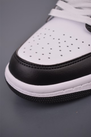 Air Jordan 1 Low 'Black / Pink' view 6