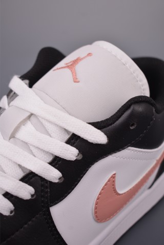 Air Jordan 1 Low 'Black / Pink' view 7