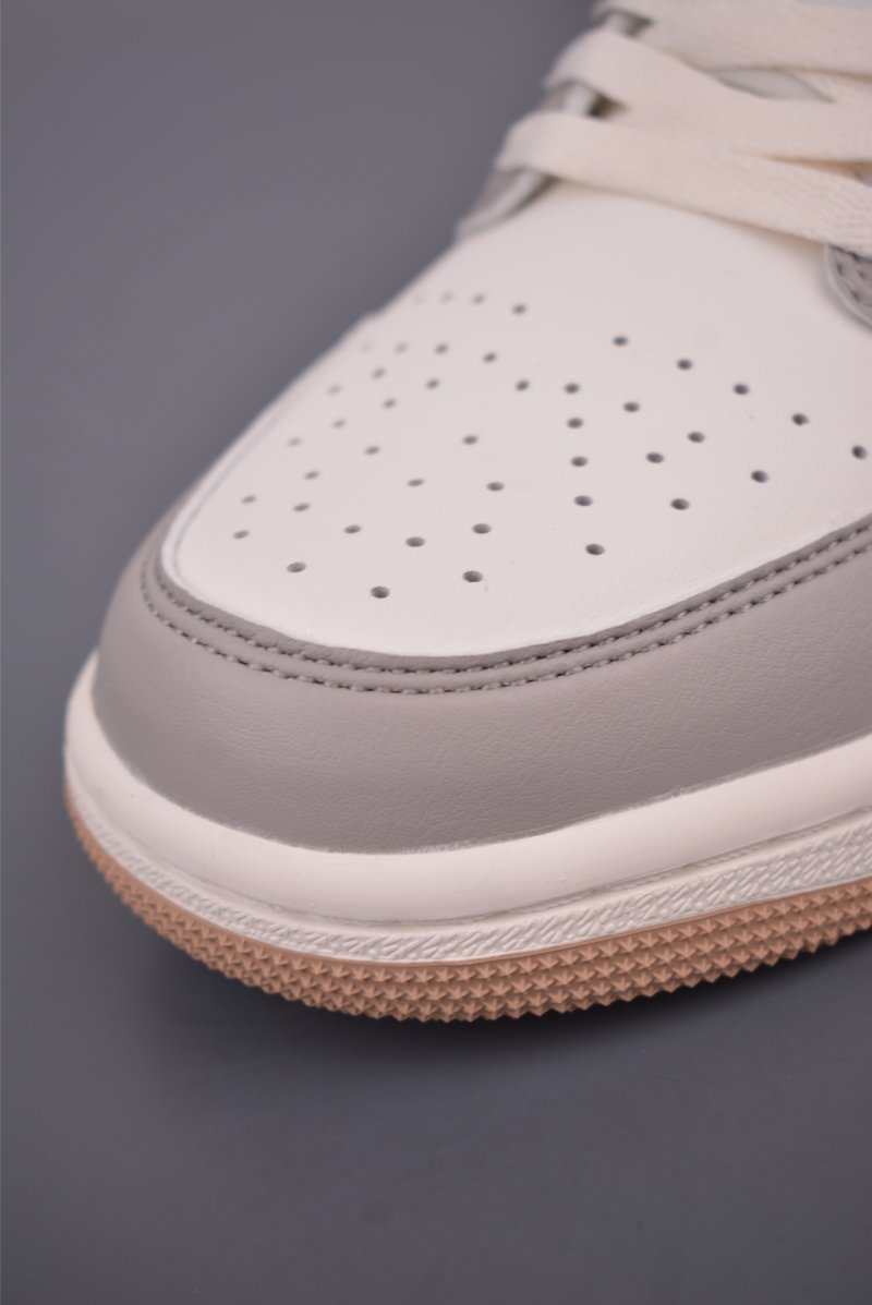 Air Jordan 1 Low 'Grey / Beige' view