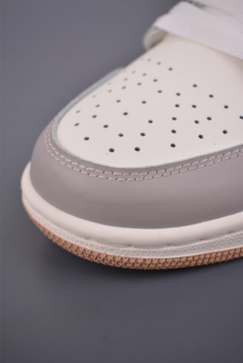 Air Jordan 1 Low 'Grey' view