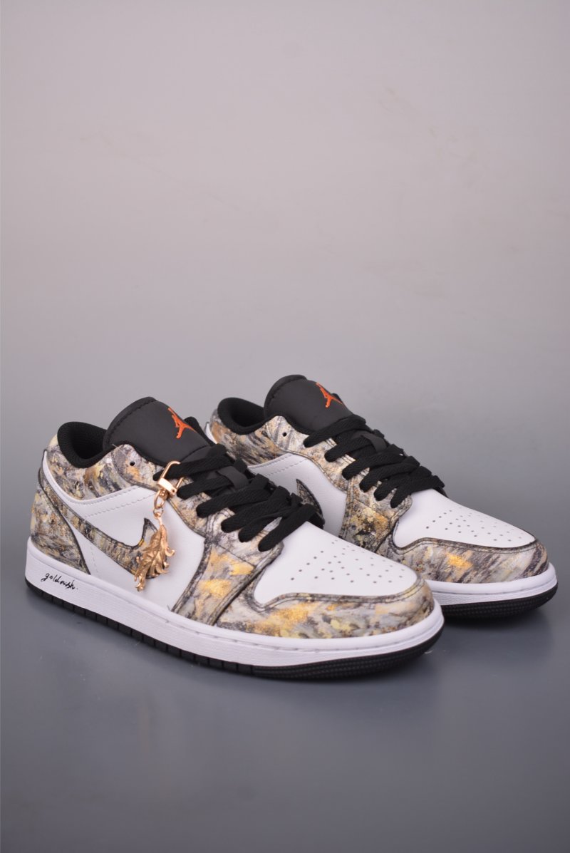 Air Jordan 1 Low 'Sketch'