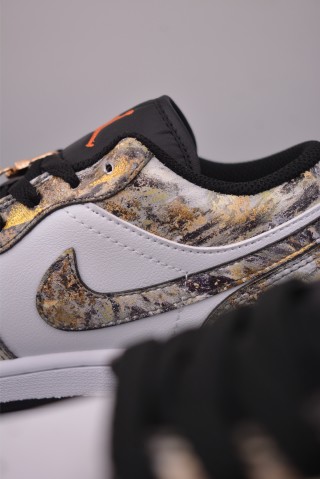 Air Jordan 1 Low 'Sketch' view 8