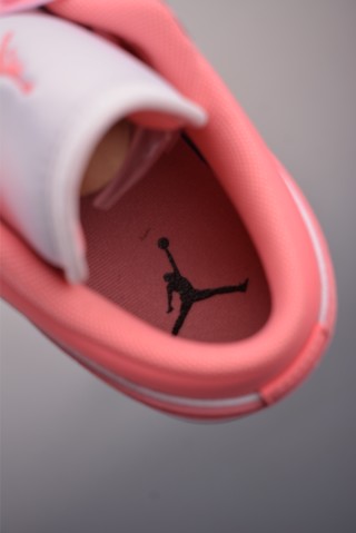 Air Jordan 1 Low 'Triple White' view 9