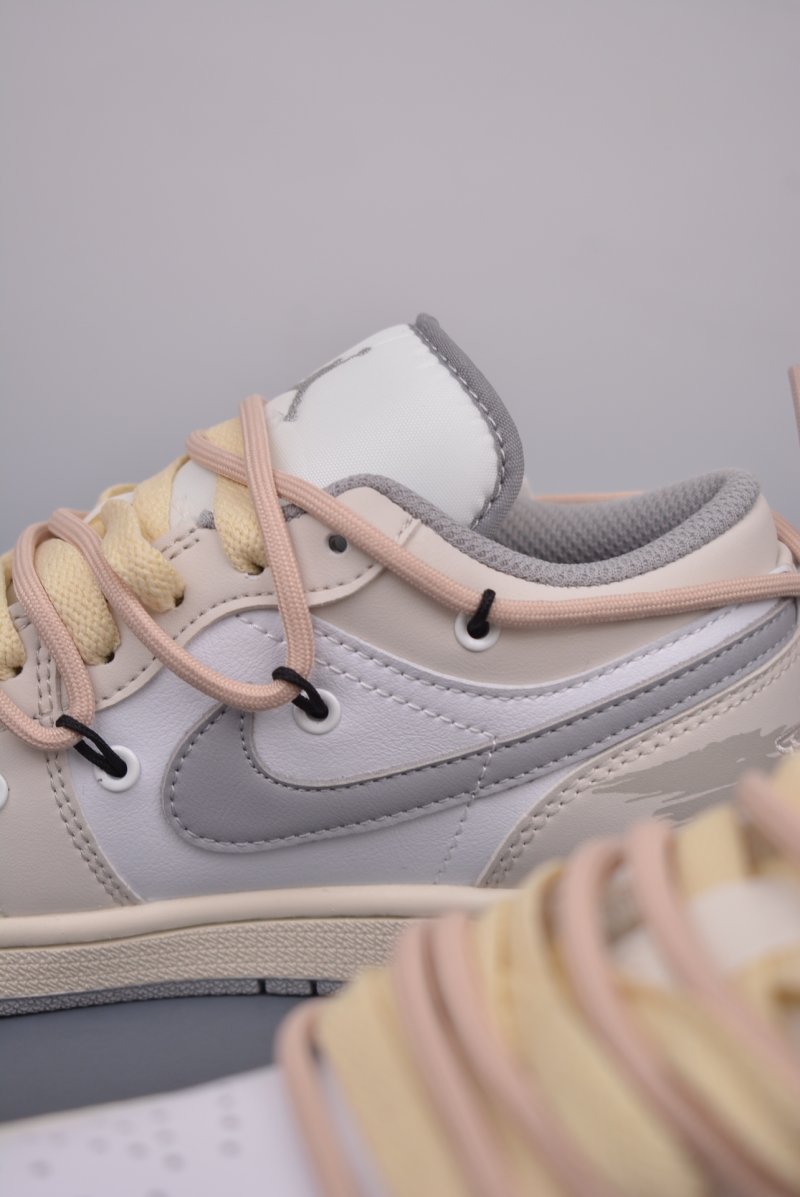 Air Jordan 1 Low 'Deconstructed' view