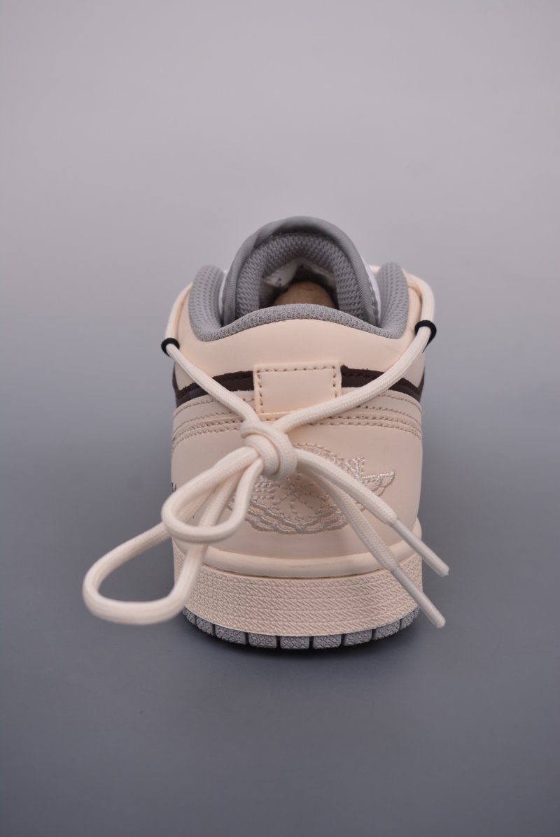 Air Jordan 1 Low 'Deconstructed' view