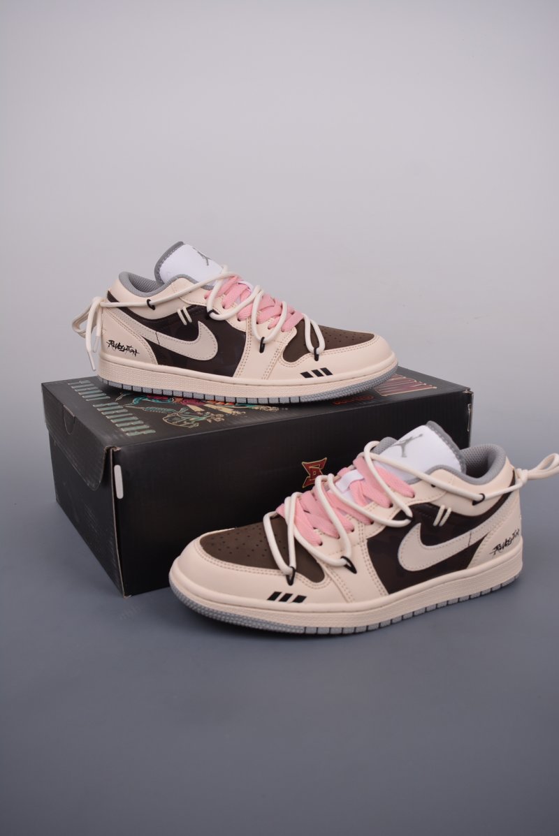 Air Jordan 1 Low 'Deconstructed' view