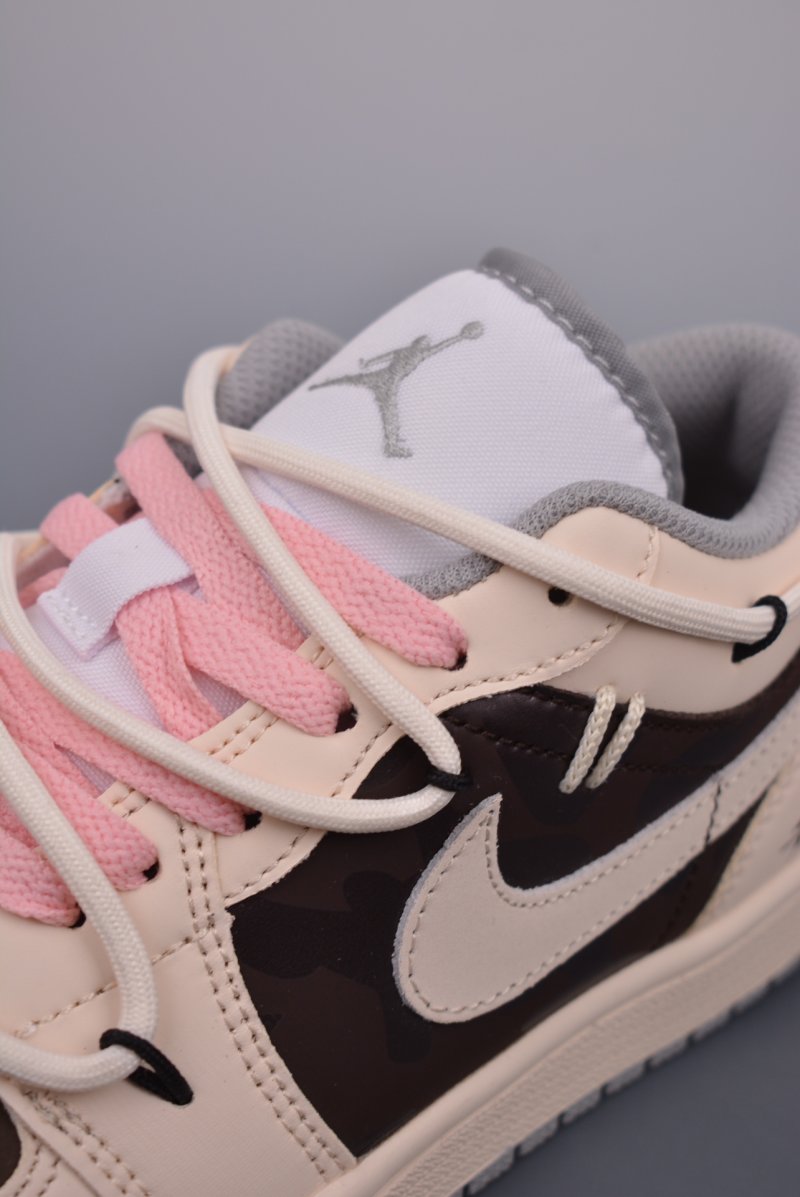Air Jordan 1 Low 'Deconstructed' view