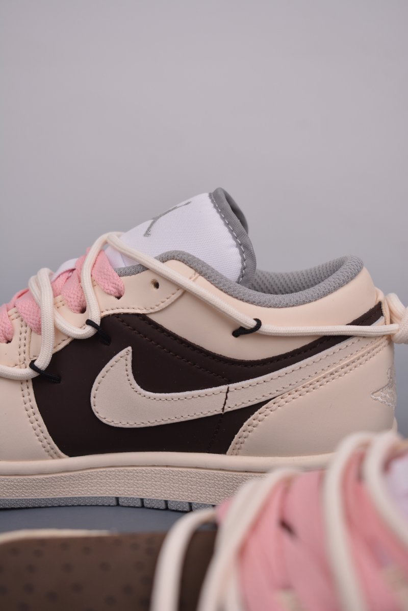 Air Jordan 1 Low 'Deconstructed' view