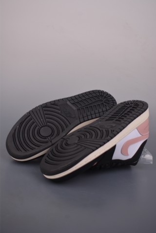 Air Jordan 1 Low 'Black / Pink' view 3