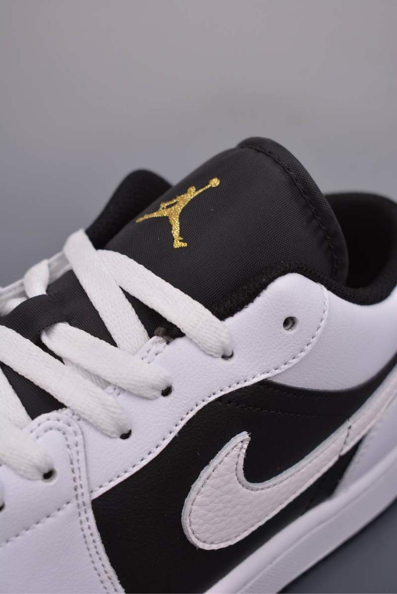Air Jordan 1 Low 'Reverse Panda' view